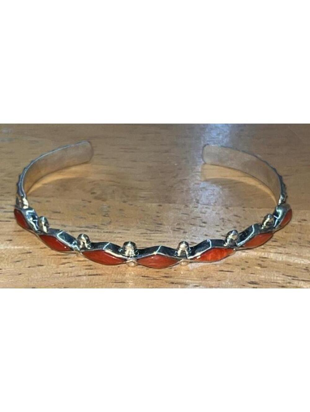 Native American Navajo sterling silver spiny oyster inlay bracelet/ cuff